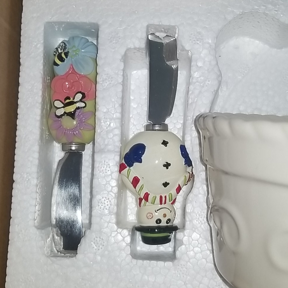 Stoneware Collection - Picture 4 of 6